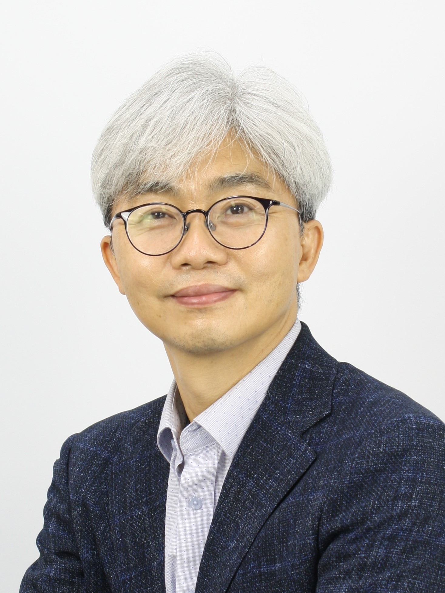 권오욱
